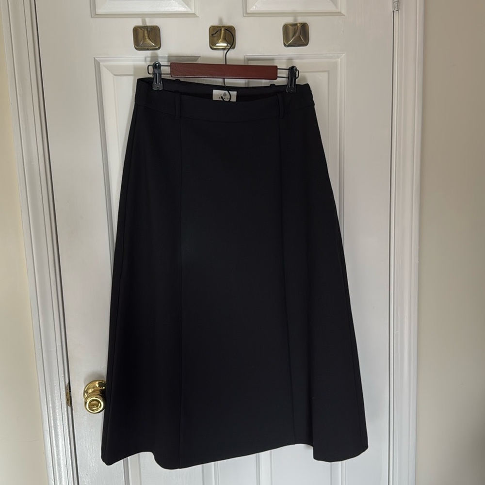 Aritzia Babton Aline skirt